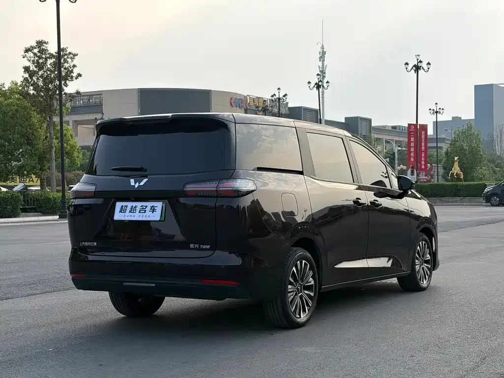 Wuling Starlight 730 New Energy — фото 6