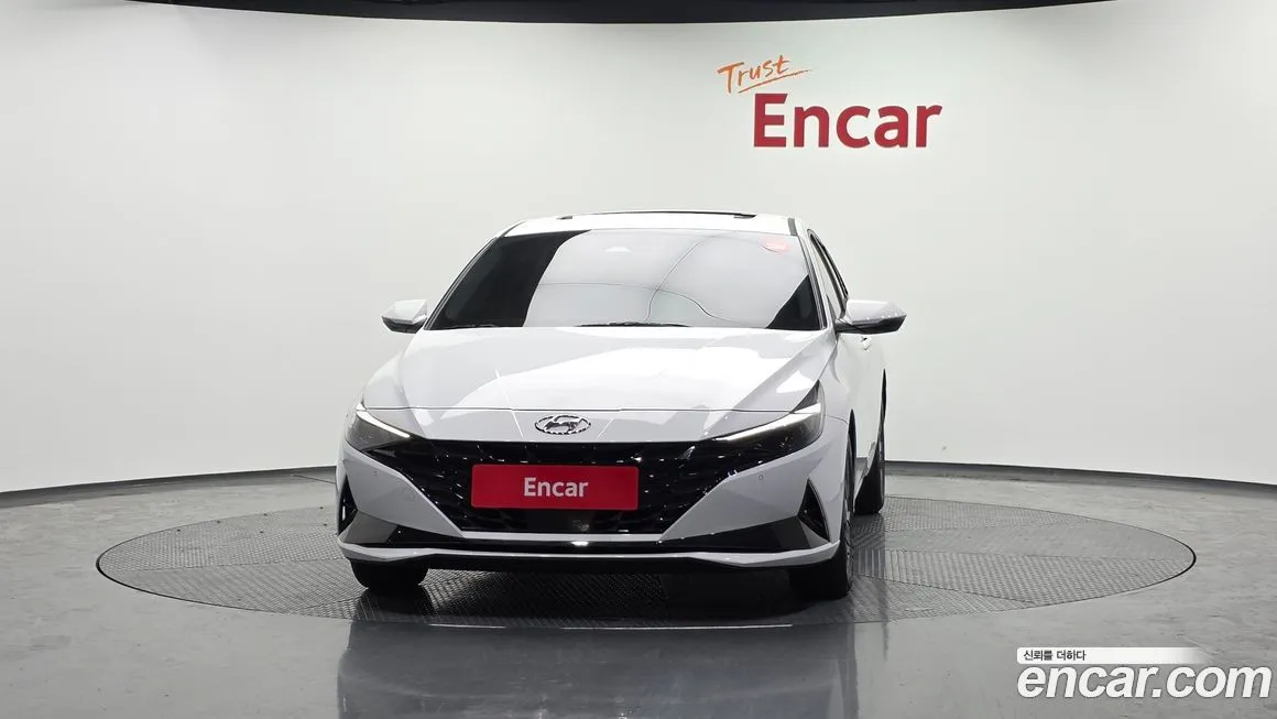 Hyundai AVANTE — фото 2