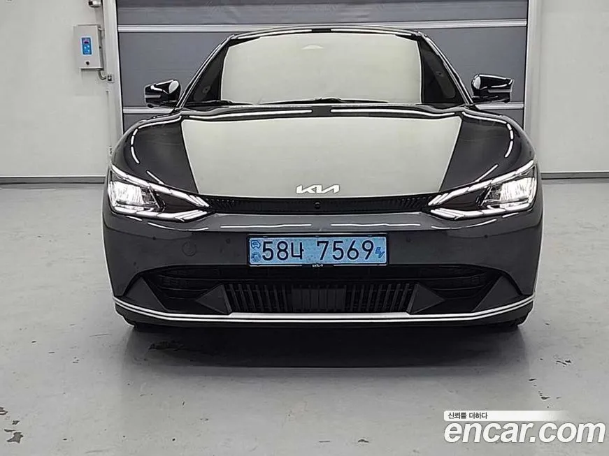 Kia EV6 — фото 4