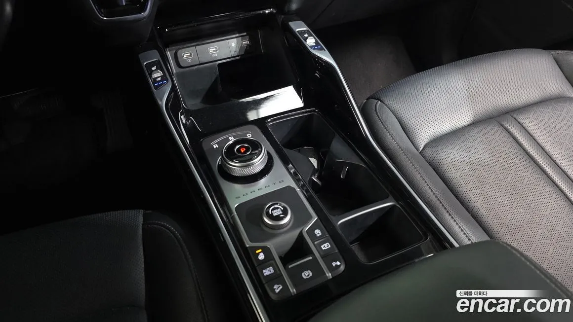 Kia Sorento — фото 4