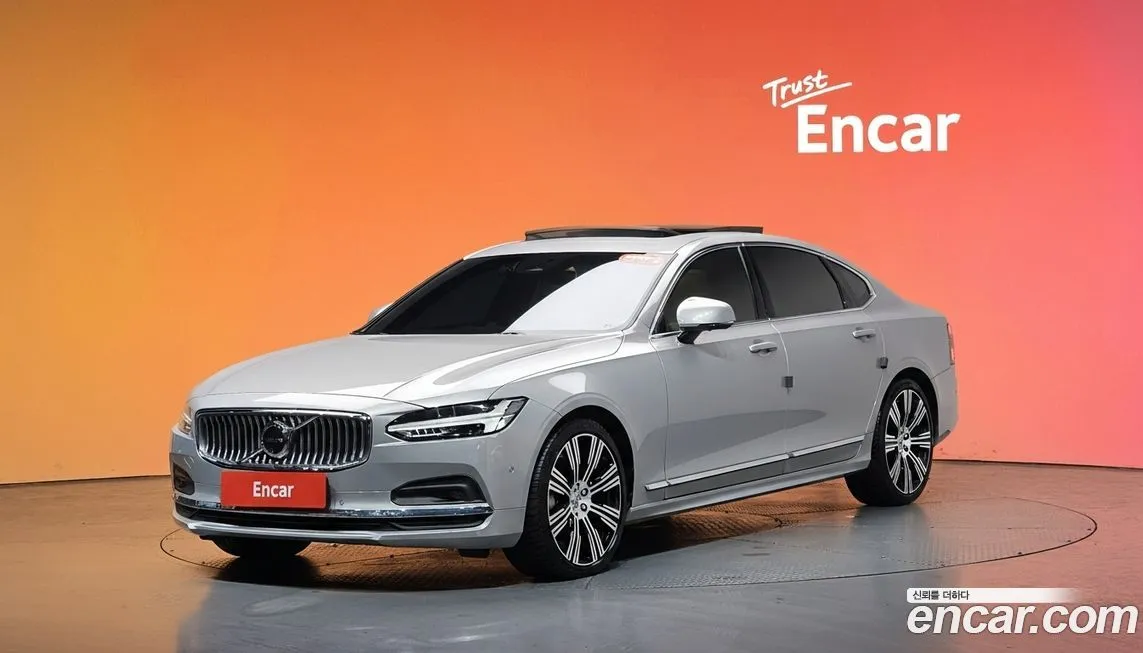 Volvo S90 — фото 1