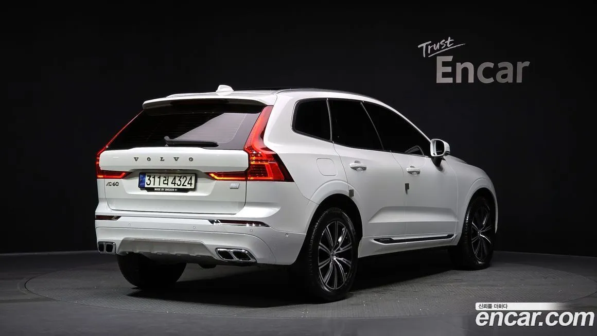 Volvo XC60 — фото 5