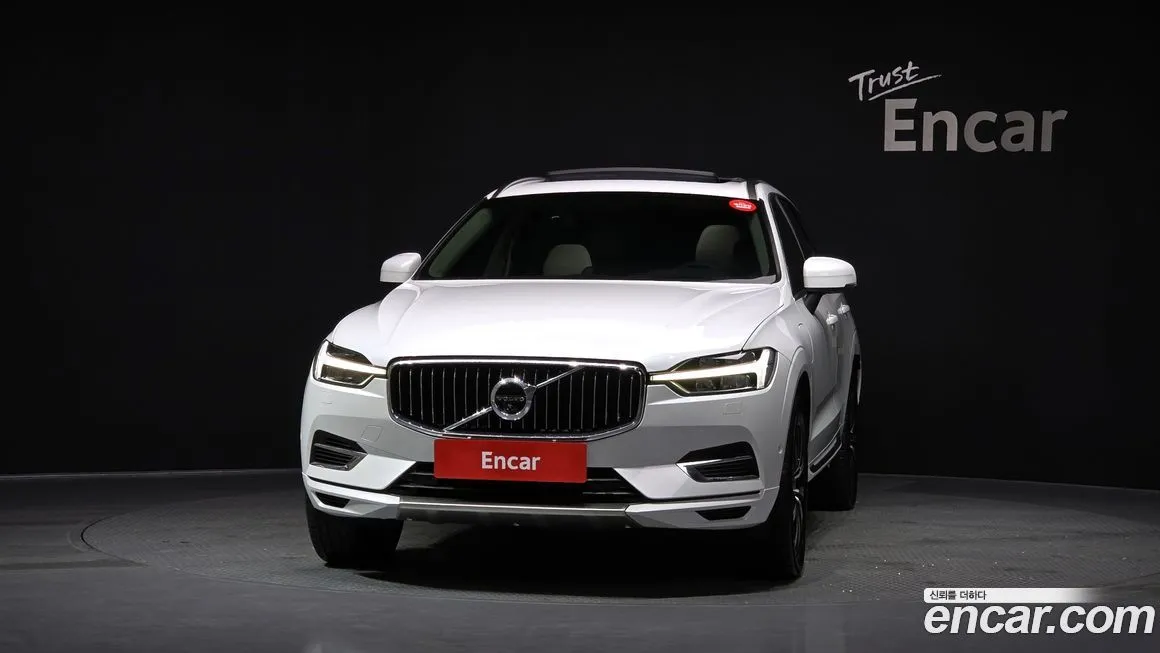 Volvo XC60 — фото 2