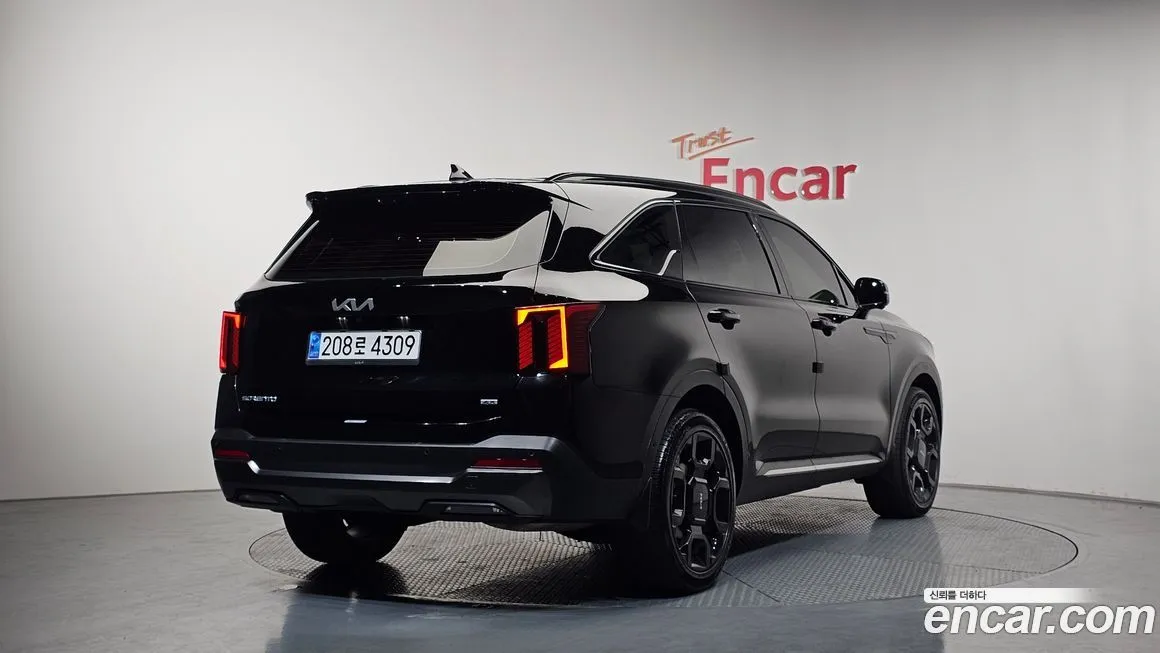 Kia Sorento — фото 4