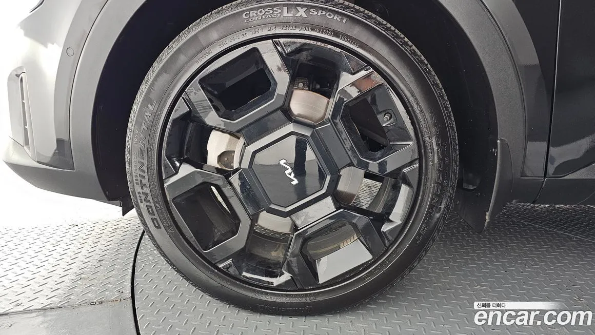 Kia Sorento — фото 9