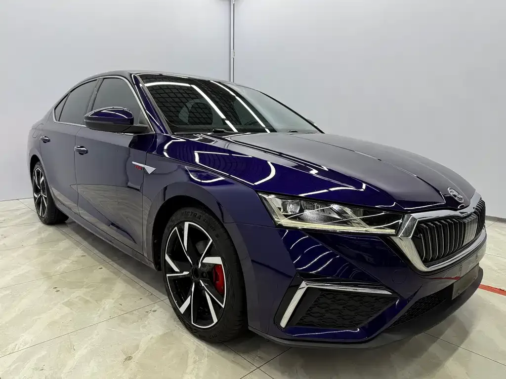 Skoda Octavia — фото 5