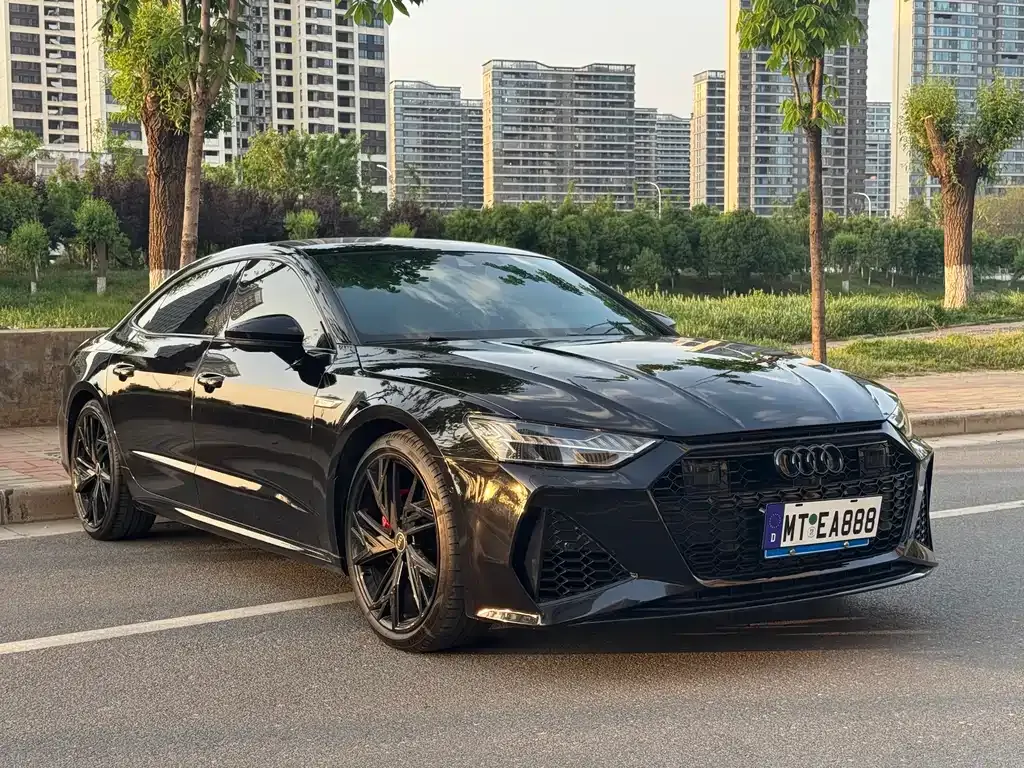 Audi A7L — фото 9