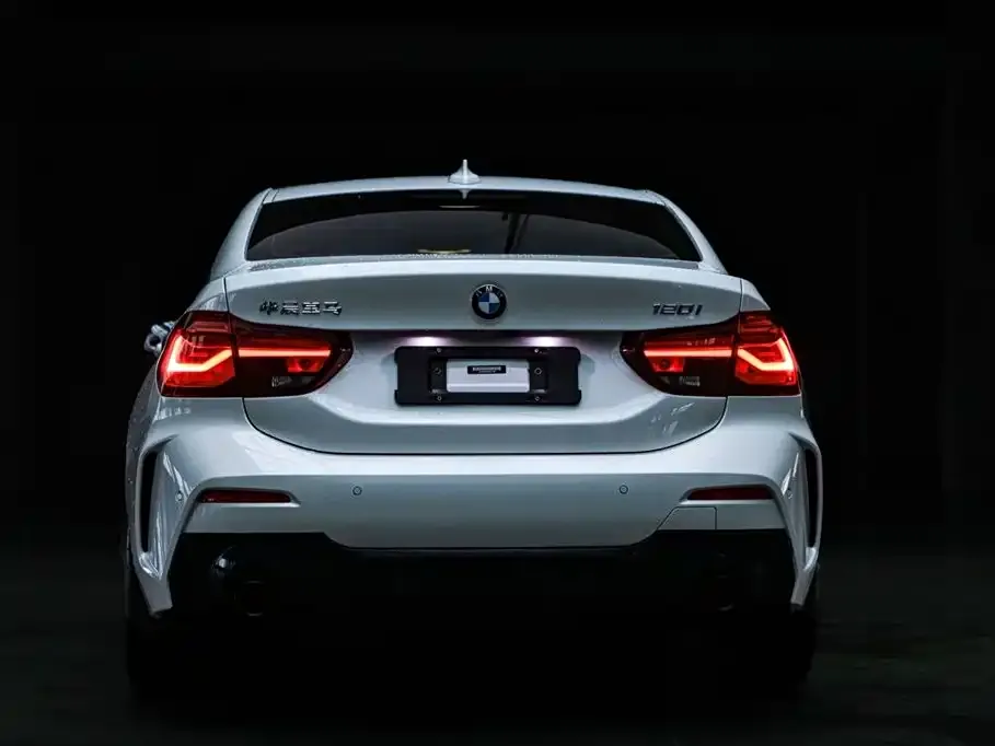 BMW 1 Series — фото 9
