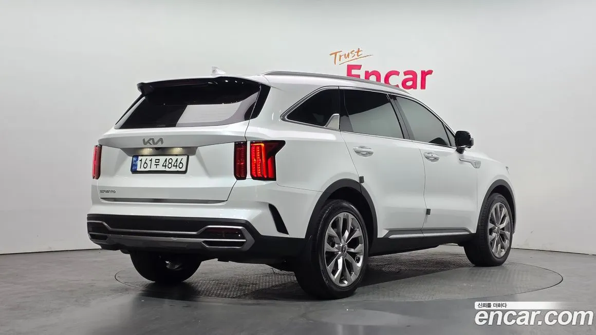 Kia Sorento — фото 9