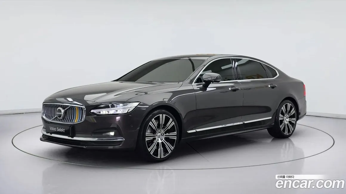 Volvo S90 — фото 1