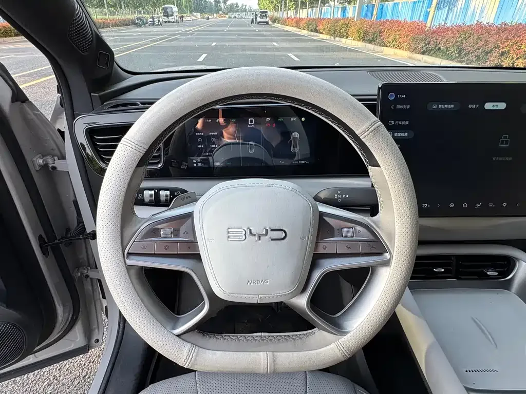 BYD Hiace 06 — фото 8