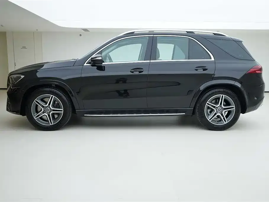Mercedes-Benz GLE — фото 9
