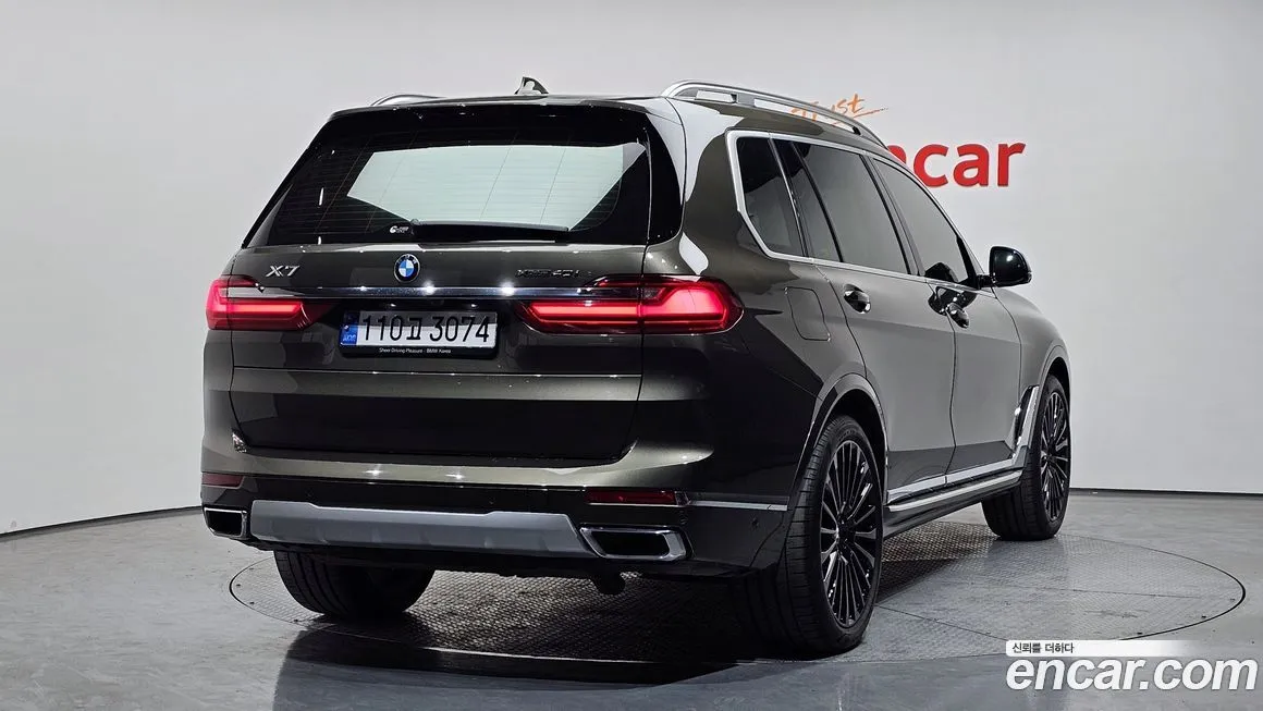 BMW X7 — фото 10