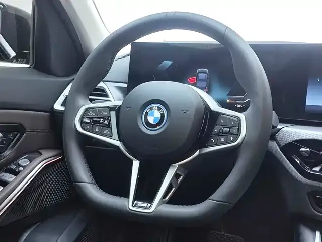 BMW i3 — фото 5