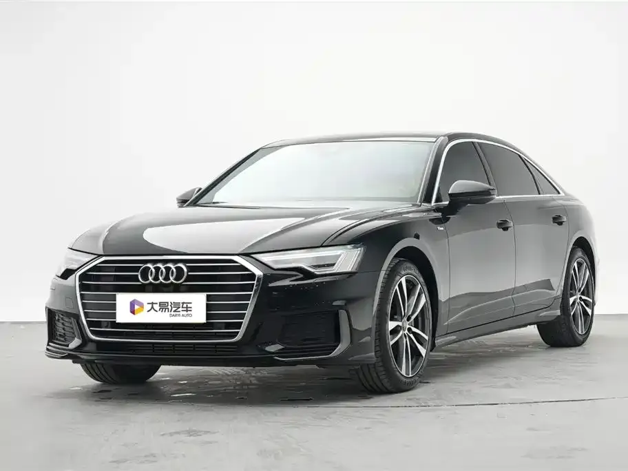 Audi A6L — фото 1