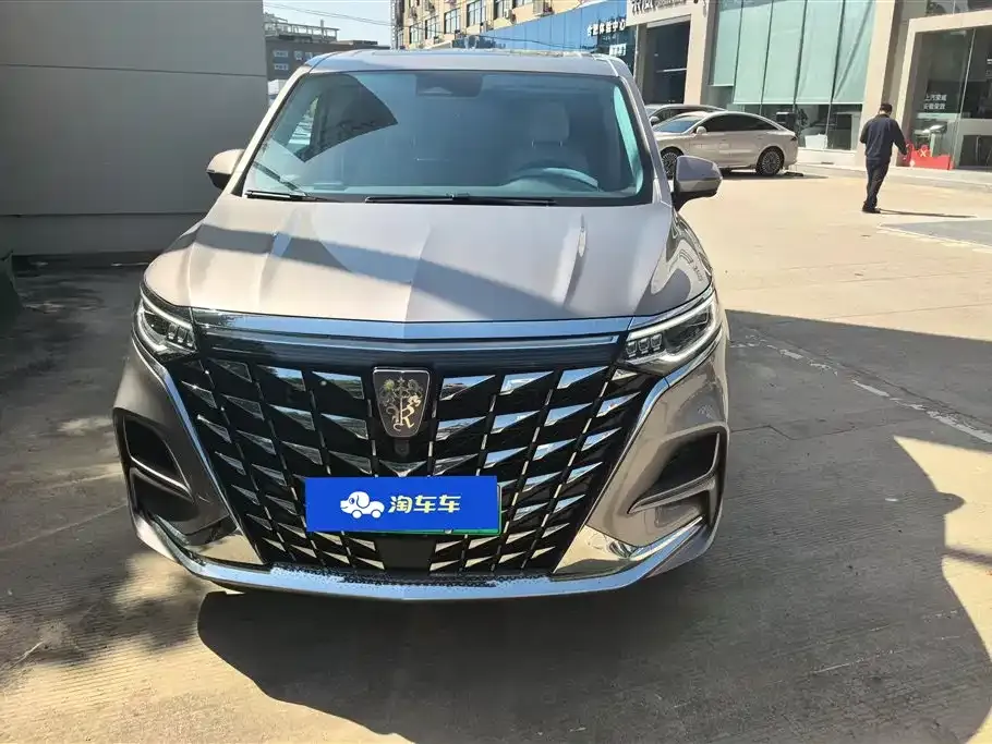 Roewe iMAX8 New Energy — фото 8