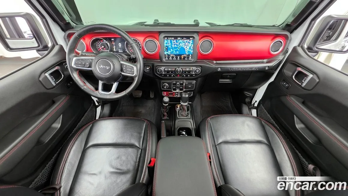 Jeep Wrangler — фото 10