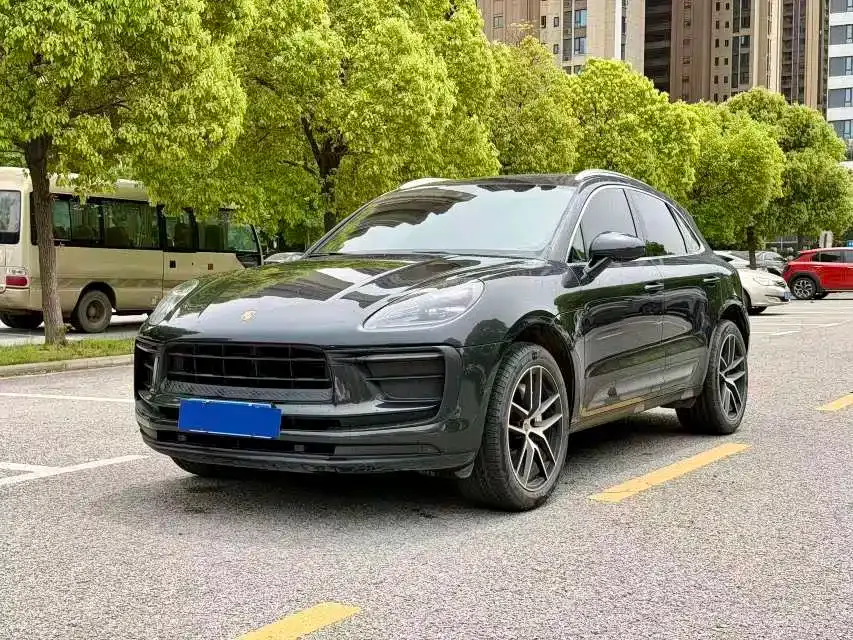 Porsche Macan — фото 1