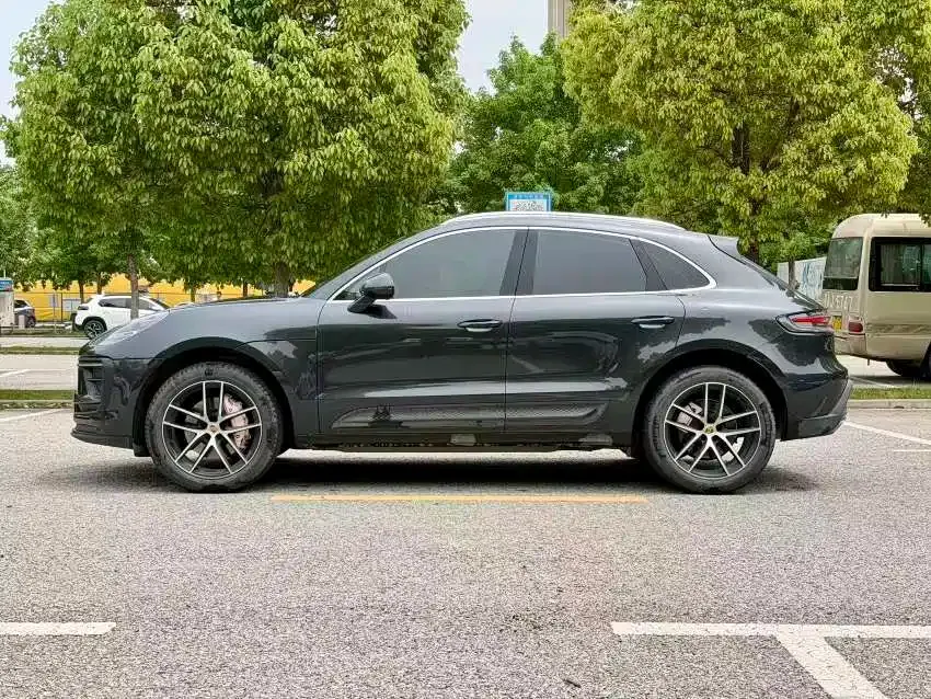 Porsche Macan — фото 5