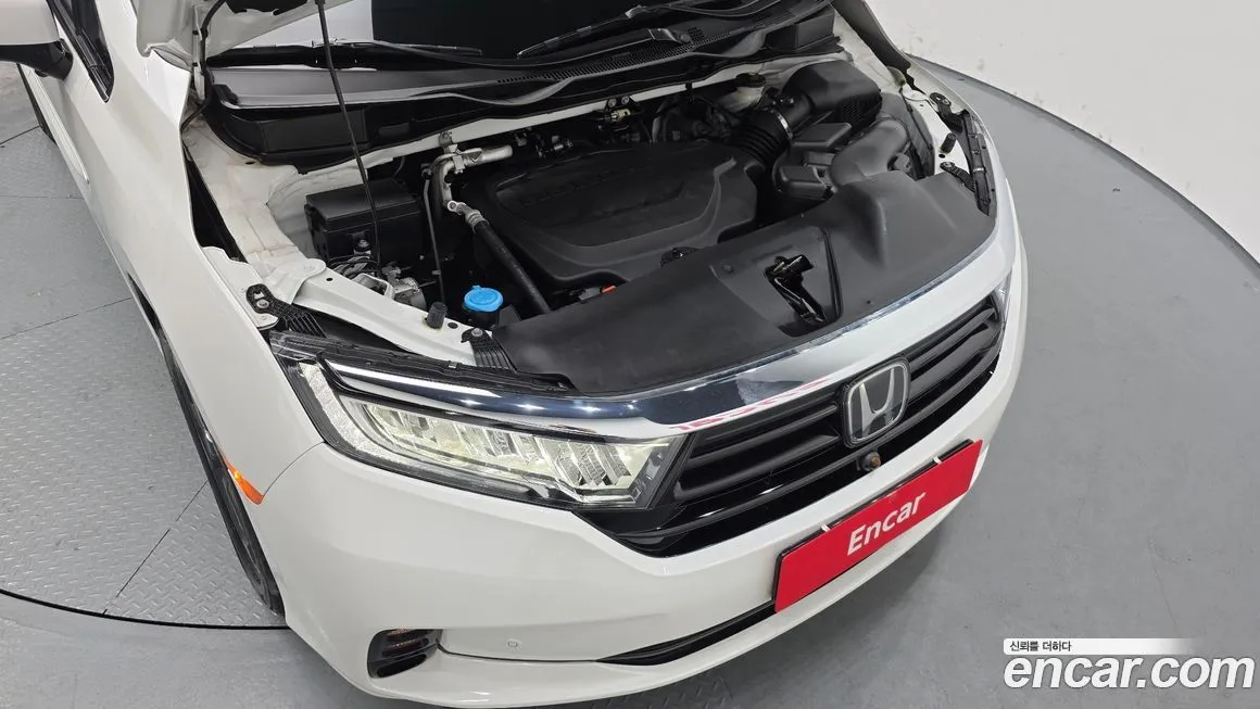 Honda Odyssey — фото 10