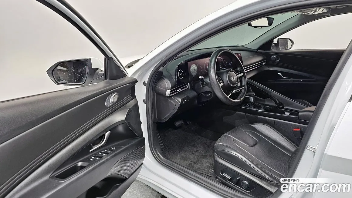 Hyundai AVANTE — фото 6