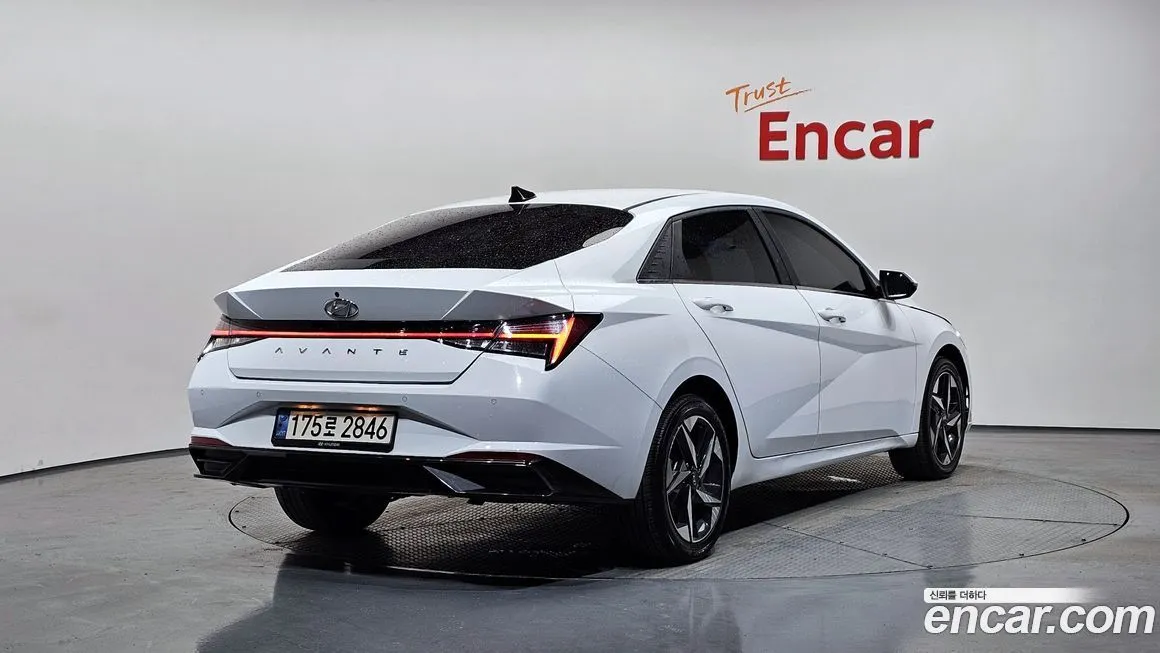 Hyundai AVANTE — фото 9