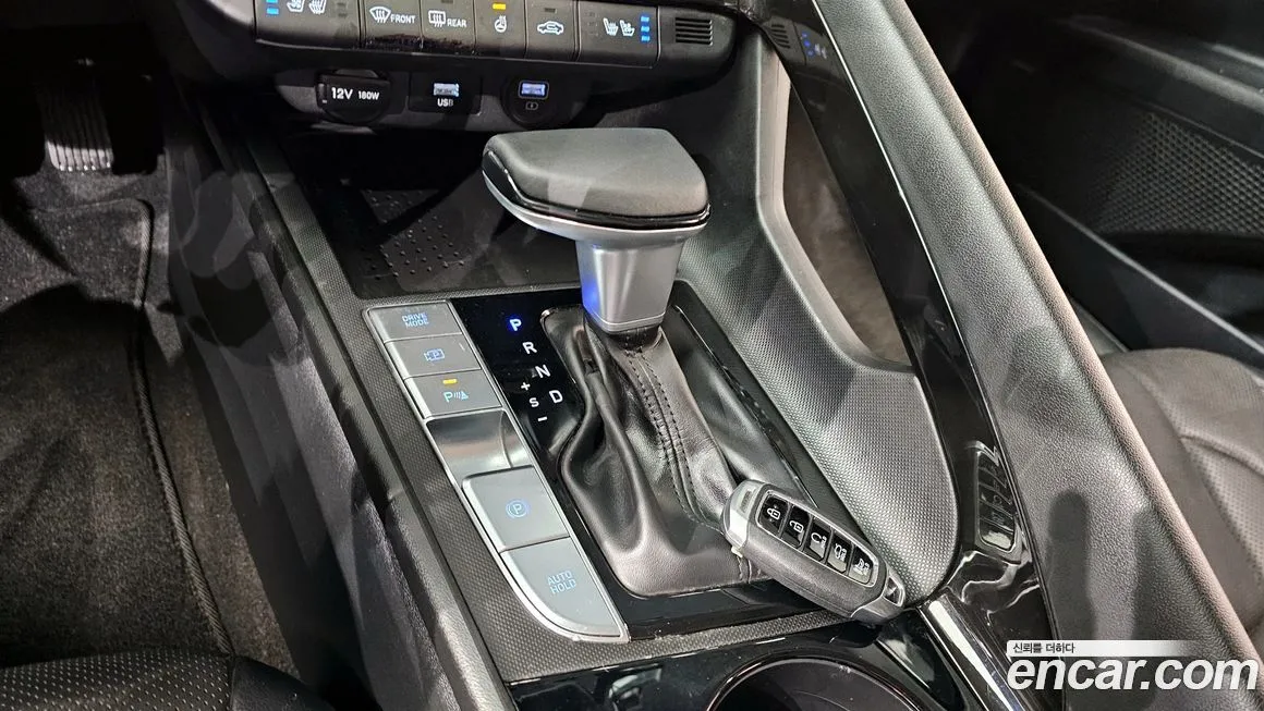 Hyundai AVANTE — фото 10