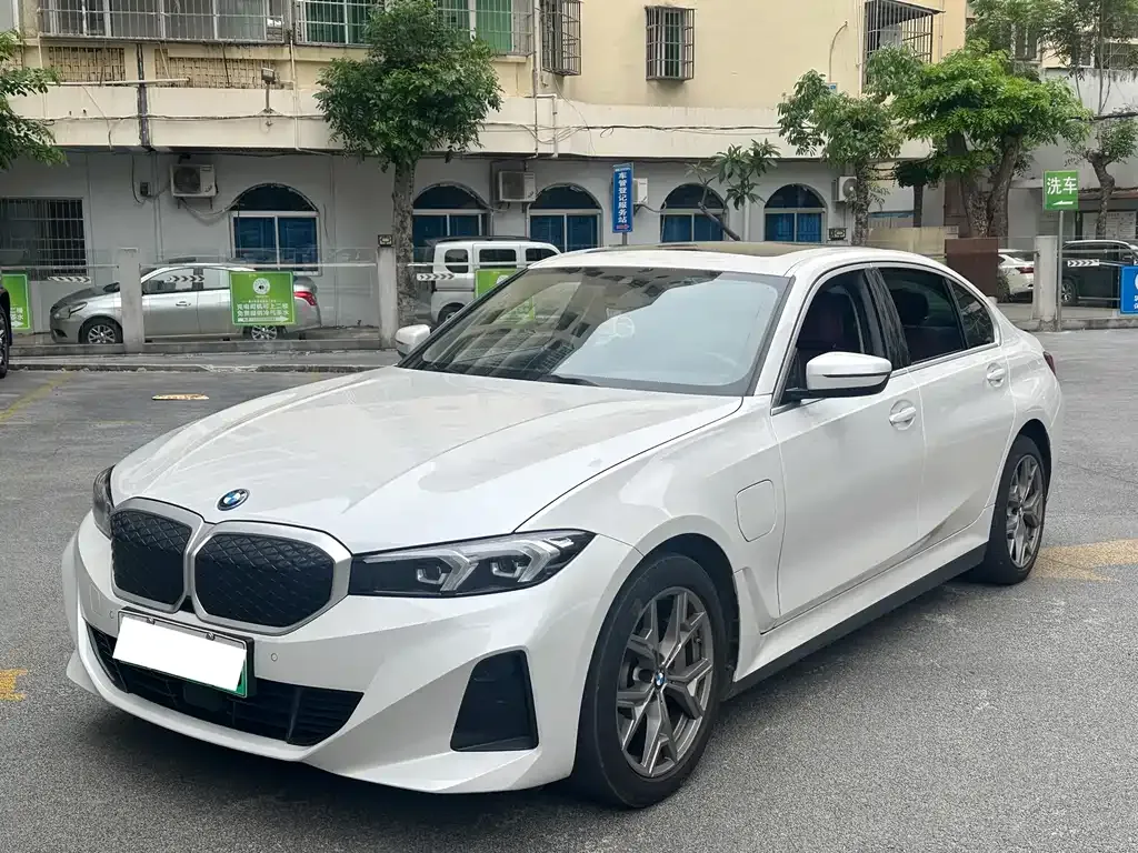BMW i3 — фото 1