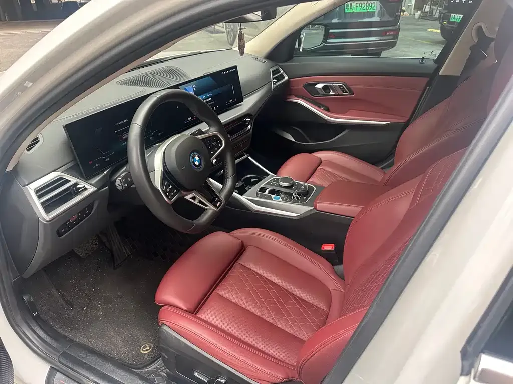 BMW i3 — фото 2
