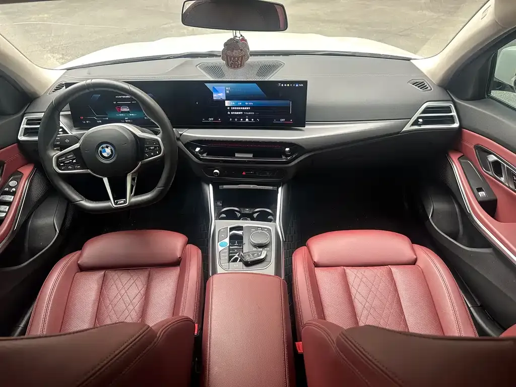 BMW i3 — фото 7