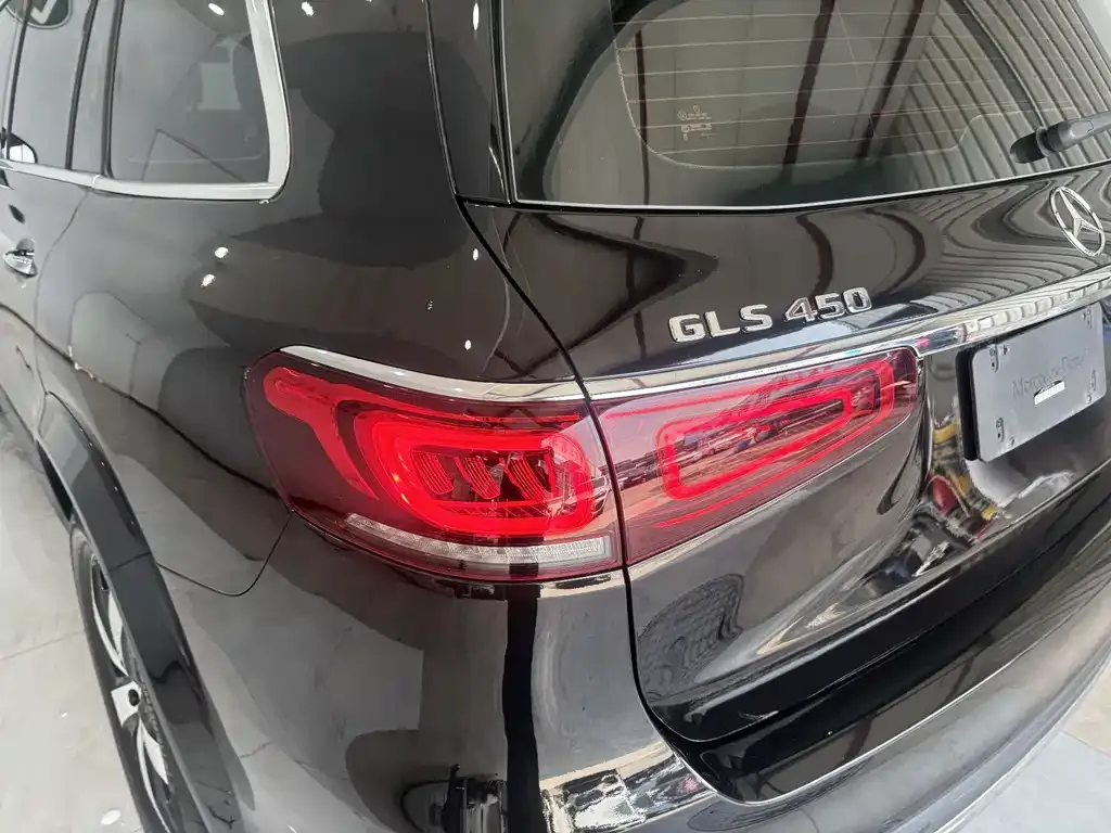 Mercedes-Benz GLS — фото 8