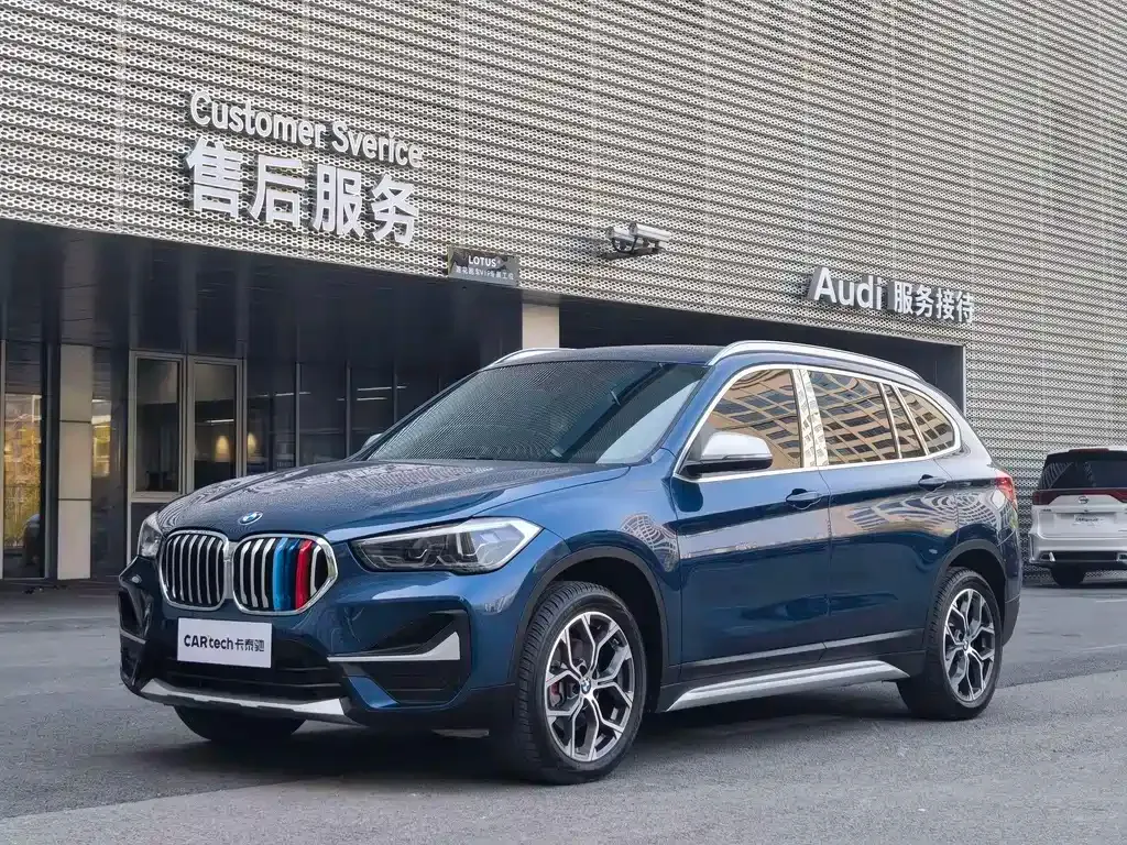 BMW X1 — фото 1