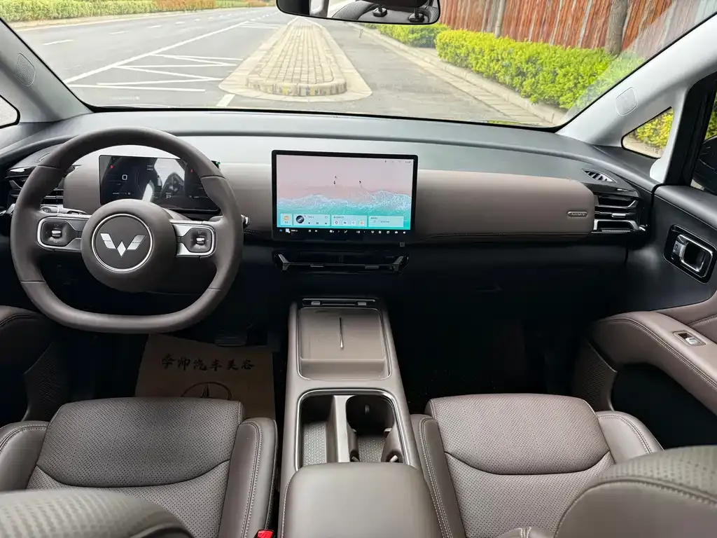 Wuling Starlight 730 New Energy — фото 4