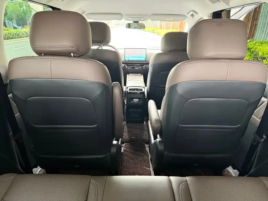 Wuling Starlight 730 New Energy — фото 7