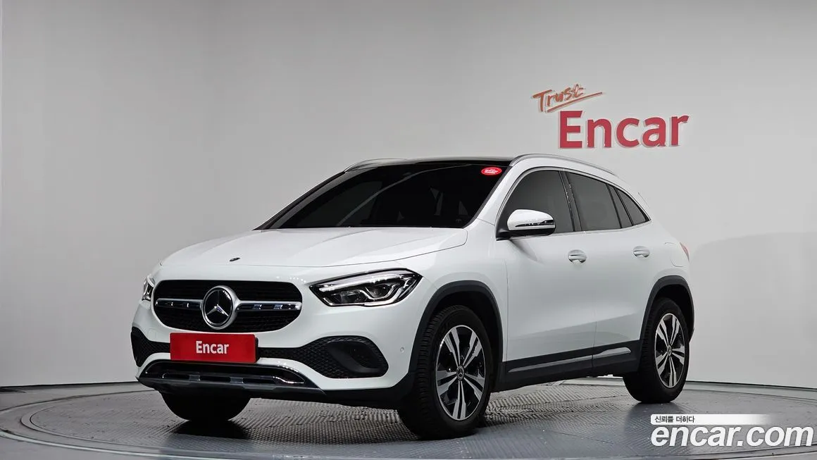 Mercedes-Benz GLA-Class — фото 1