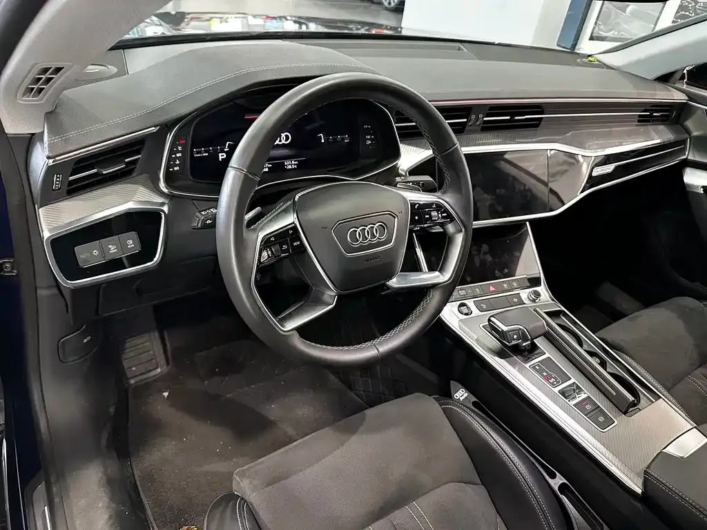 Audi A7L — фото 4