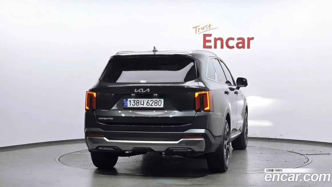 Kia Sorento — фото 3