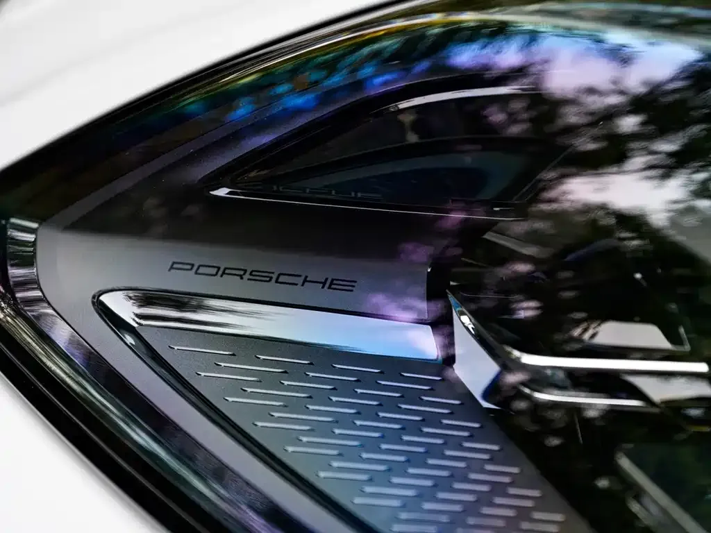 Porsche Cayenne — фото 4
