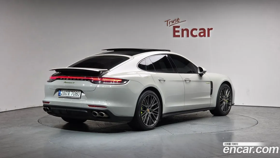 Porsche Panamera — фото 2