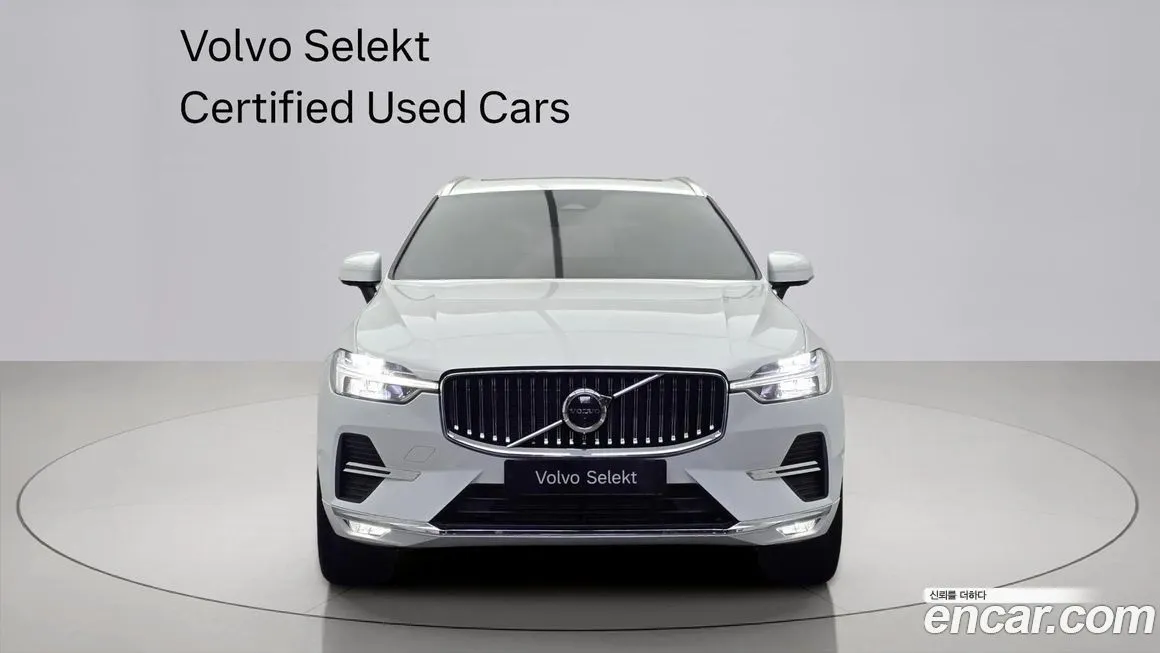 Volvo XC60 — фото 1