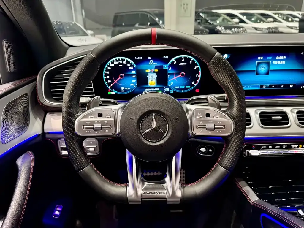 Mercedes-Benz GLE AMG — фото 6