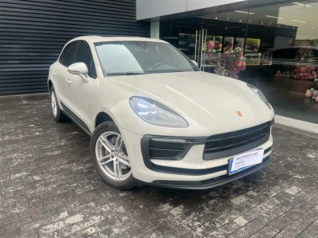 Porsche Macan — фото 1