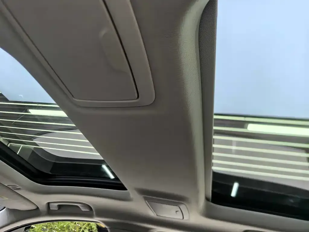 BMW 5 Series New Energy — фото 4