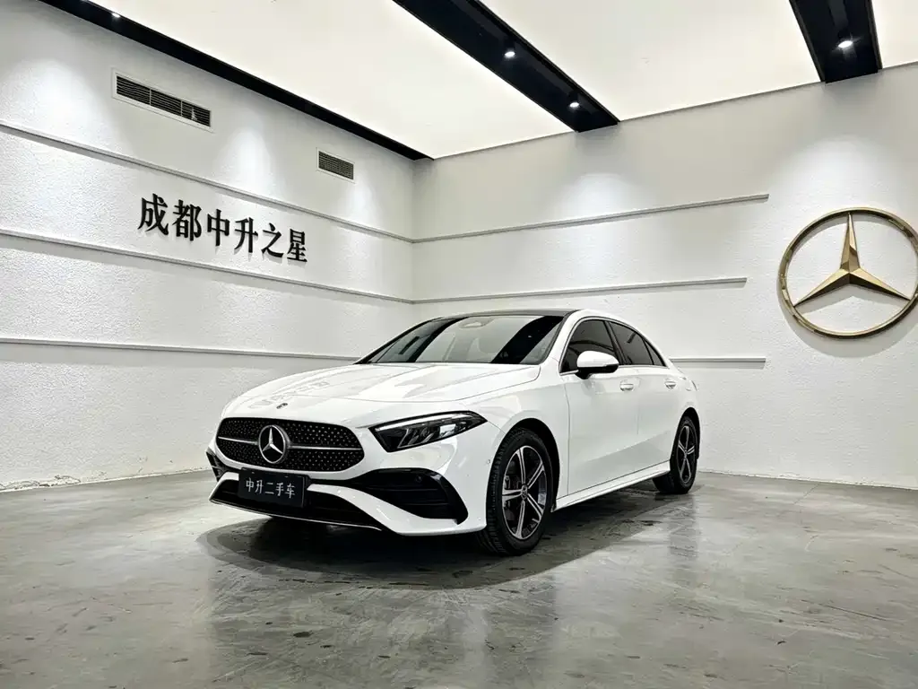 Mercedes-Benz A-Class — фото 1