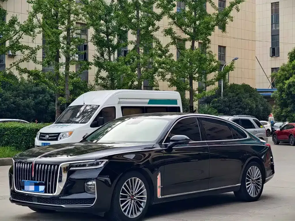 Hongqi H9 — фото 1