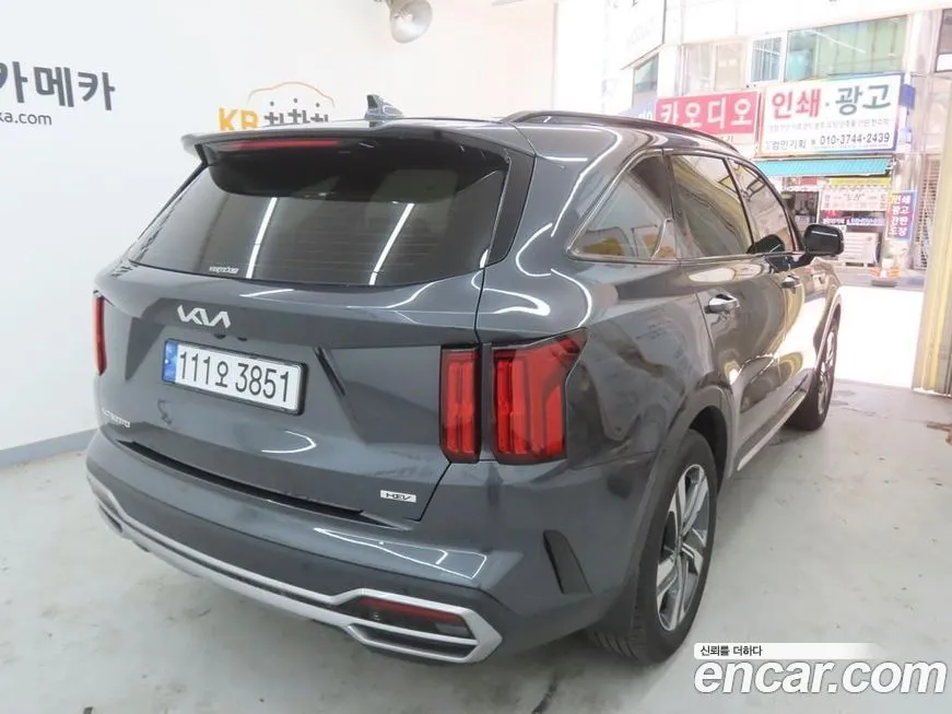 Kia Sorento — фото 9