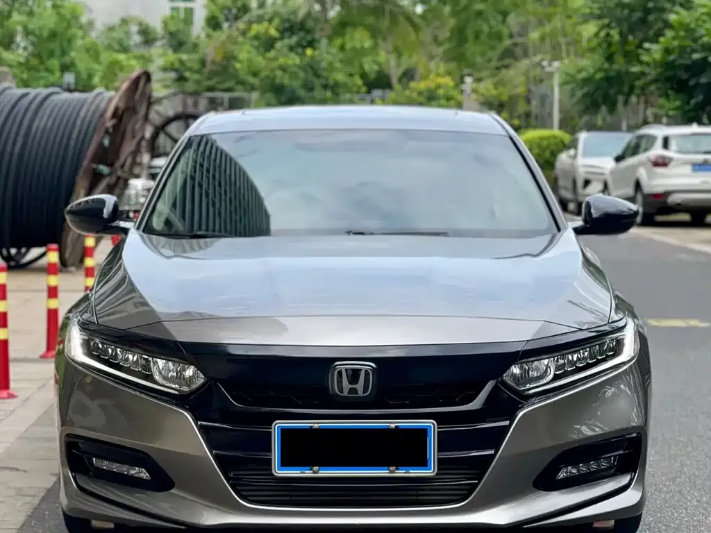 Honda Accord — фото 2