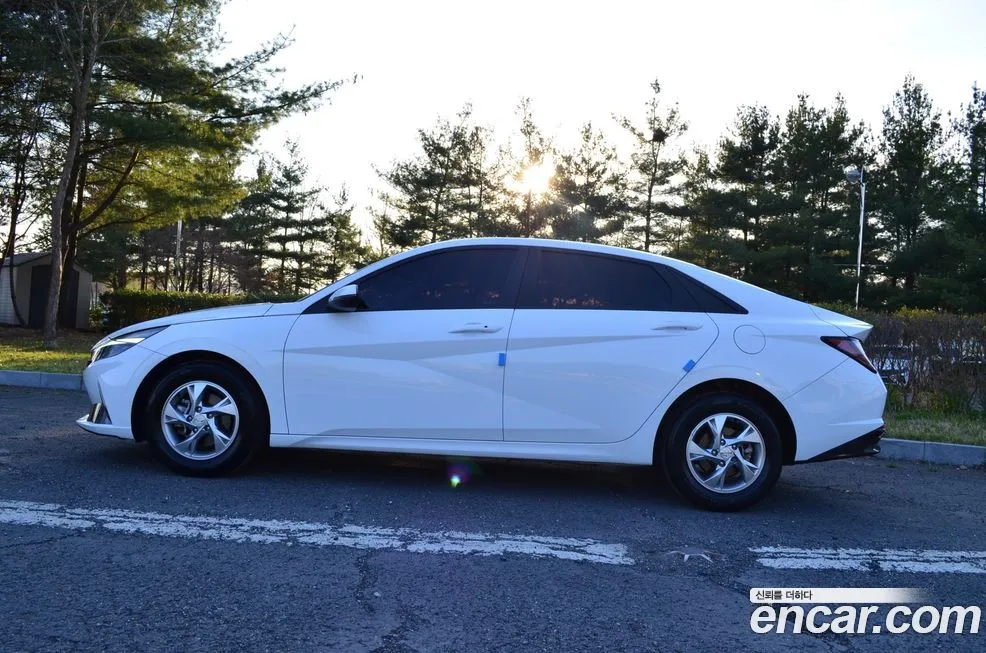 Hyundai AVANTE — фото 9