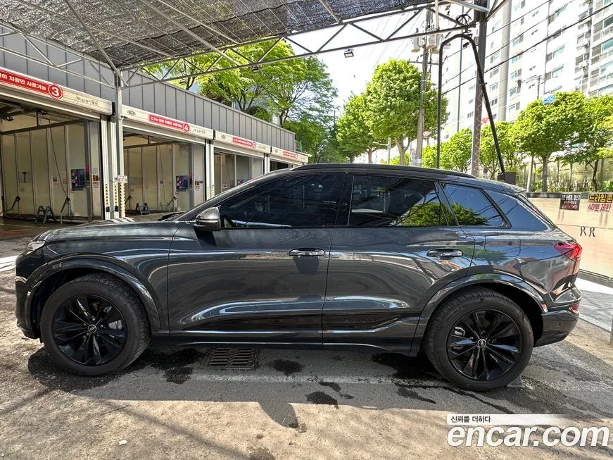 Audi Q6 e-tron — фото 10