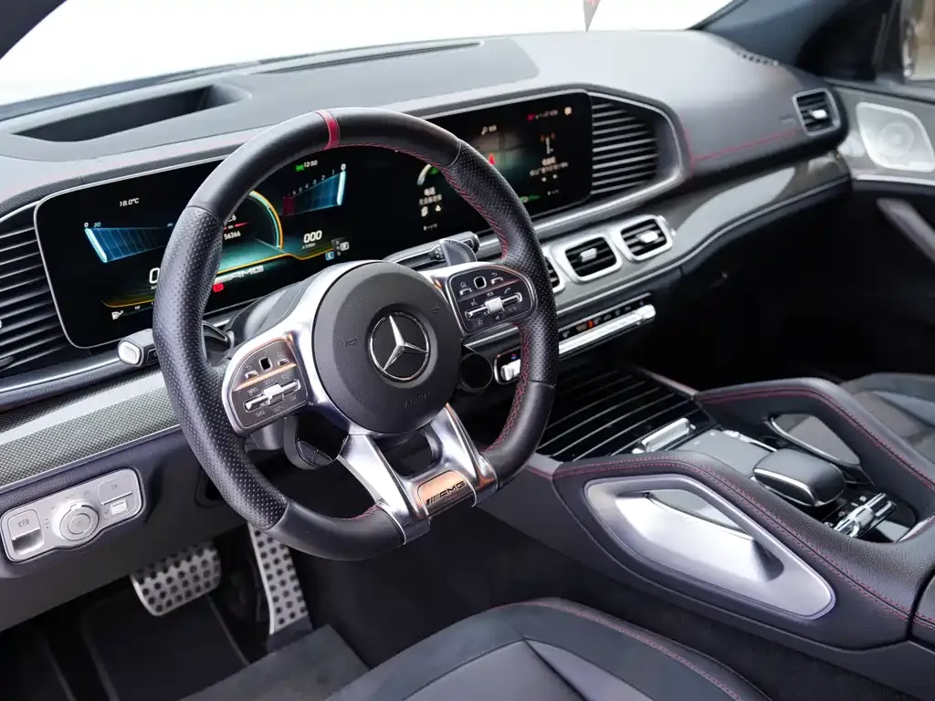 Mercedes-Benz GLE Coupe AMG — фото 9